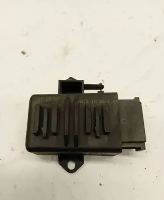Volkswagen Touareg I Seat heating relay 1Z0959772B