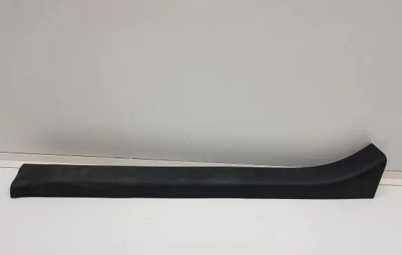 Nissan Leaf II (ZE1) Front sill trim cover 769B43NL0A