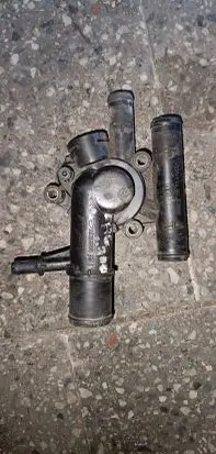 Thermostat/thermostat housing