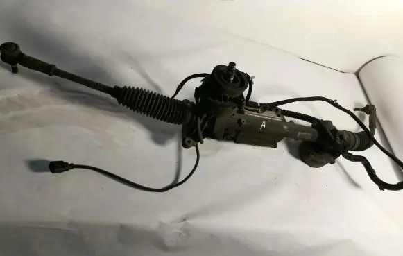 Volkswagen Tiguan Steering rack 5N0909144C