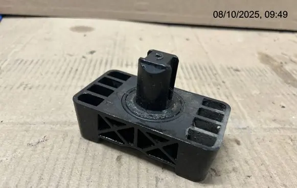 Mercedes-Benz E W213 Jacking socket point A2046900009 2046900009