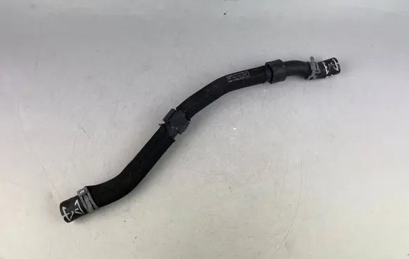 Audi e-tron Electric car engine cooling hoses/pipes 4KE121609R