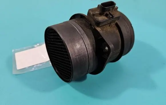 Volkswagen Touran I Mass air flow meter 0281002956 IMPRK1578862