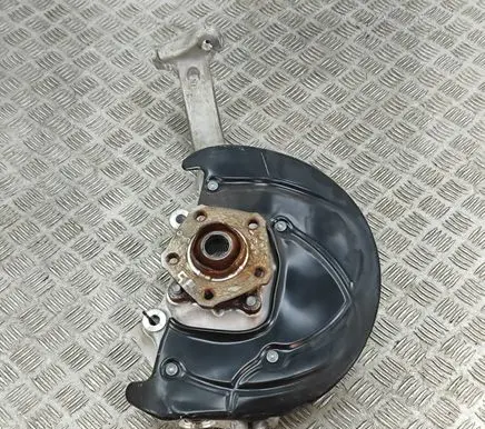 Volkswagen Touareg III Front wheel hub 4M0407560