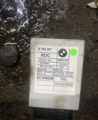 BMW 7 E65 E66 Tire pressure control unit 6762257