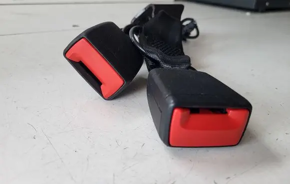 Audi e-tron Rear seatbelt buckle 4KE857739N