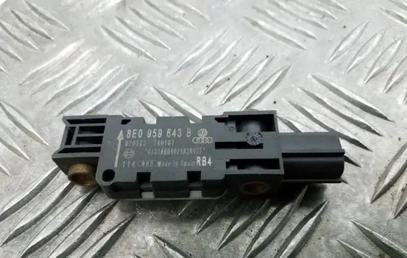 Audi A4 S4 B6 8E 8H Airbag deployment crash/impact sensor 8E0959643B