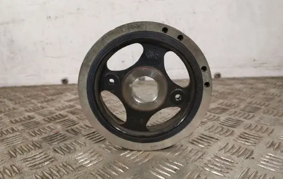 Toyota RAV 4 (XA40) Crankshaft pulley 0315GS
