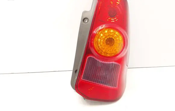 Mitsubishi Space Star Rear/tail lights MR913174
