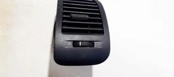 Volkswagen Polo III 6N 6N2 6NF Dash center air vent grill
