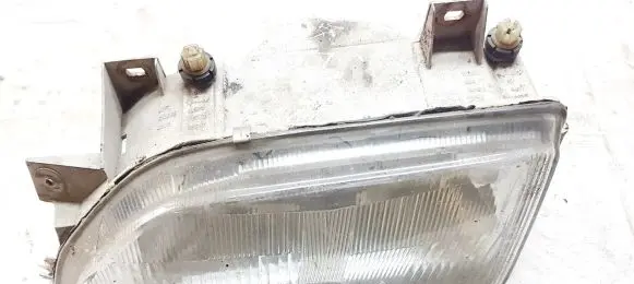 Ford Escort Headlight/headlamp 03791748