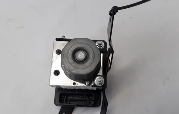 Renault Kangoo II ABS Pump 476605023R