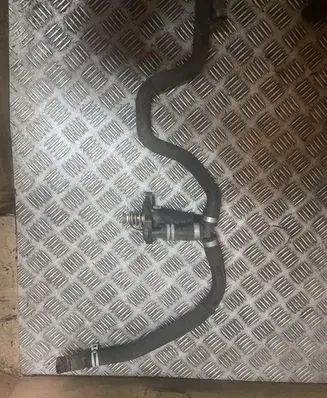 Thermostat/thermostat housing