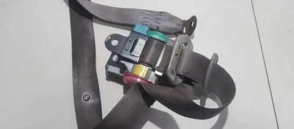 Mazda Premacy Front seatbelt T89241T