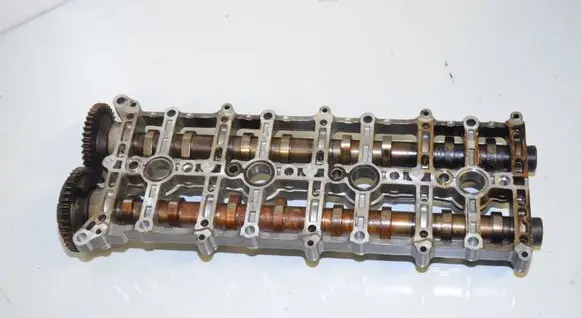 BMW 3 F30 F35 F31 Camshaft 8575437 11318575437 11318506076