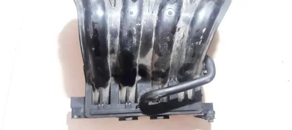 Nissan Micra Intake manifold