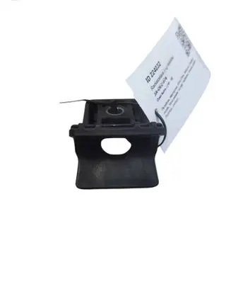 Opel Astra J Radiator mount bracket 13250318
