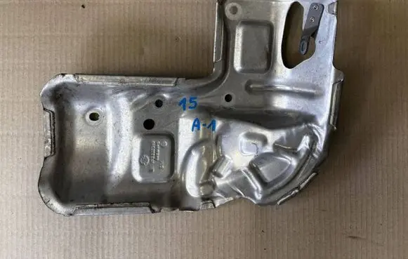 Volkswagen Golf SportWagen Heat shield in engine bay 04C253041H