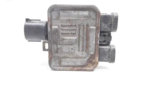 Volvo XC60 Coolant fan relay 940009402