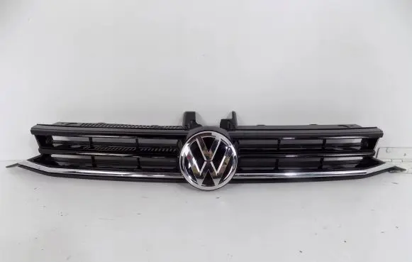 Volkswagen Touran III Front bumper upper radiator grill