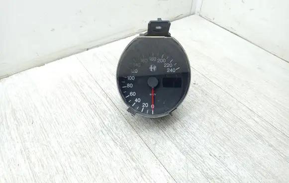 Alfa Romeo 156 Speedometer (instrument cluster)