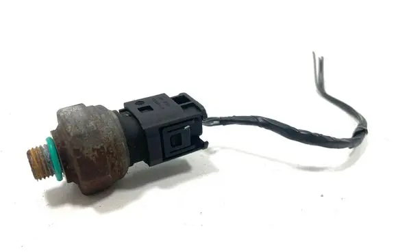 BMW 3 E90 E91 Air conditioning (A/C) pressure sensor 14520491A 1452049