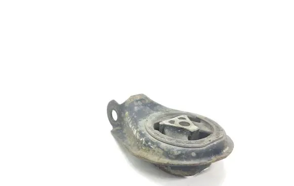 Ford Focus Engine mount bracket