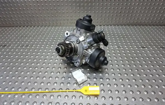 Jeep Grand Cherokee Fuel injection high pressure pump S27730823 0445012013