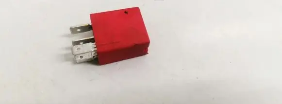 Alfa Romeo 147 Other relay 46520412 B047E
