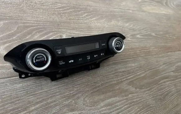 Interior fan control switch