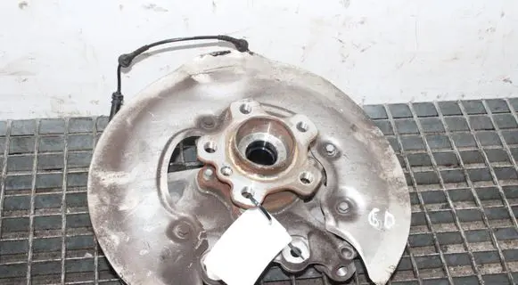 BMW i4 Rear wheel hub