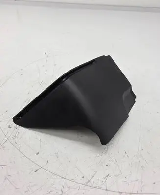Porsche Cayenne (9Y0 9Y3) Rear/tail light trim molding 9Y3945312