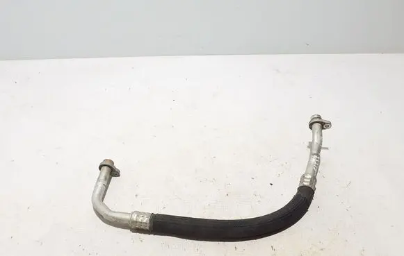 Air conditioning (A/C) pipe/hose