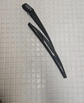 Subaru XV I Rear wiper blade 35622