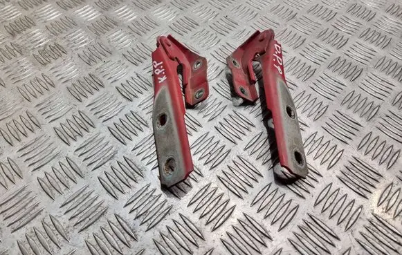 Audi A3 S3 8P Engine bonnet/hood hinges 8p0823301 8p0823302