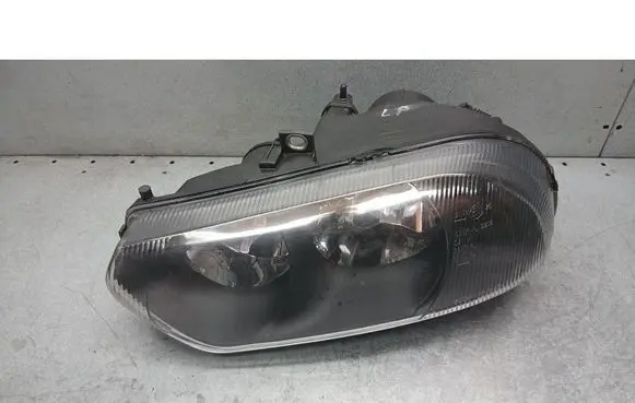 Alfa Romeo 156 Front reflector 