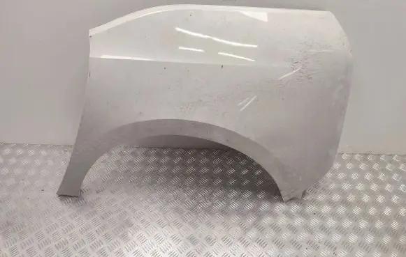 BMW i3 Rear arch 51137375163