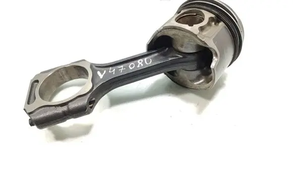 SsangYong Rodius Piston with connecting rod 