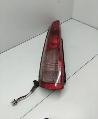 Nissan X-Trail T30 Rear/tail lights B46l