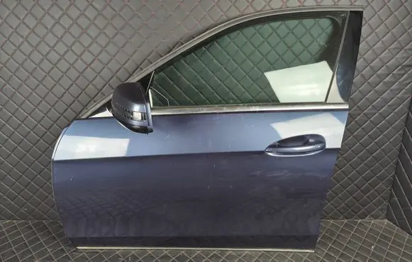 Mercedes-Benz E W212 Front door