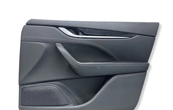 Maserati Levante Front door card panel trim 007000000230 58923376 005000015746