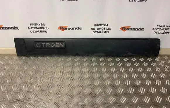 Citroen Berlingo Front door trim (molding) 9619030577