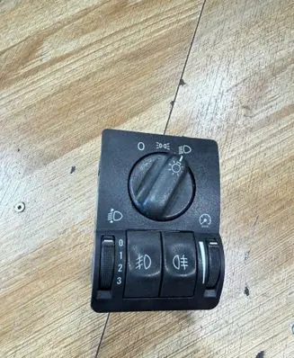 Opel Zafira A Light switch 09133249 09138347