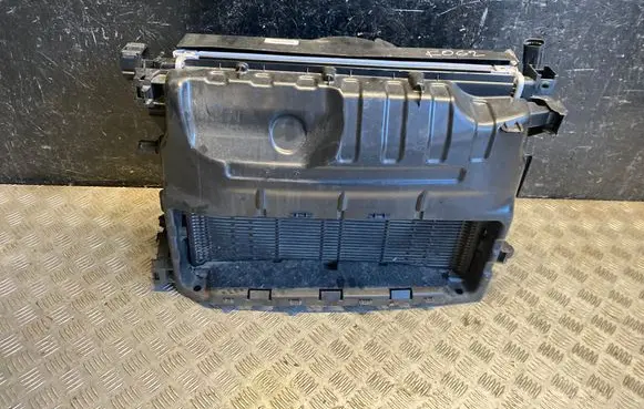 Renault Zoe Radiator set 921007736R