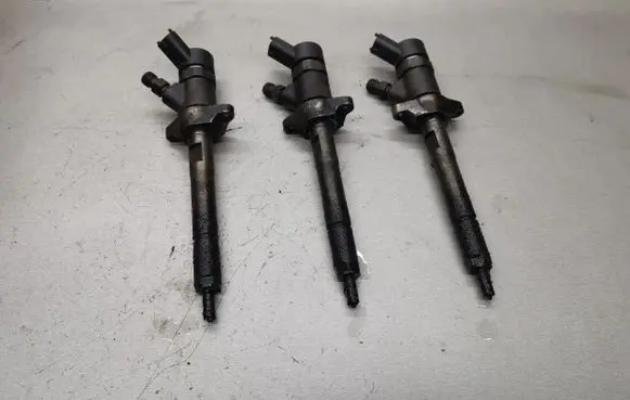 Ford Focus Fuel injectors set B445117859