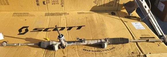 Fiat 500L Steering rack A0003202FK