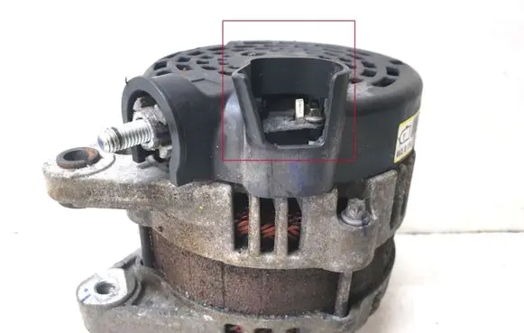 Hyundai Santa Fe Generator/alternator 373002F550