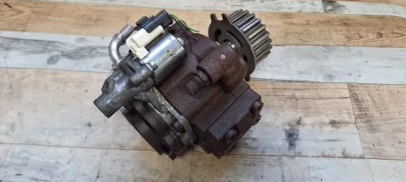 Ford C-MAX II Fuel injection high pressure pump A2C53384062 9676289780