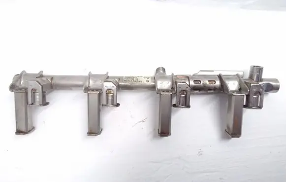 Fuel main line pipe