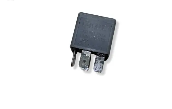 Audi A4 S4 B5 8D Other relay 8D0951253A